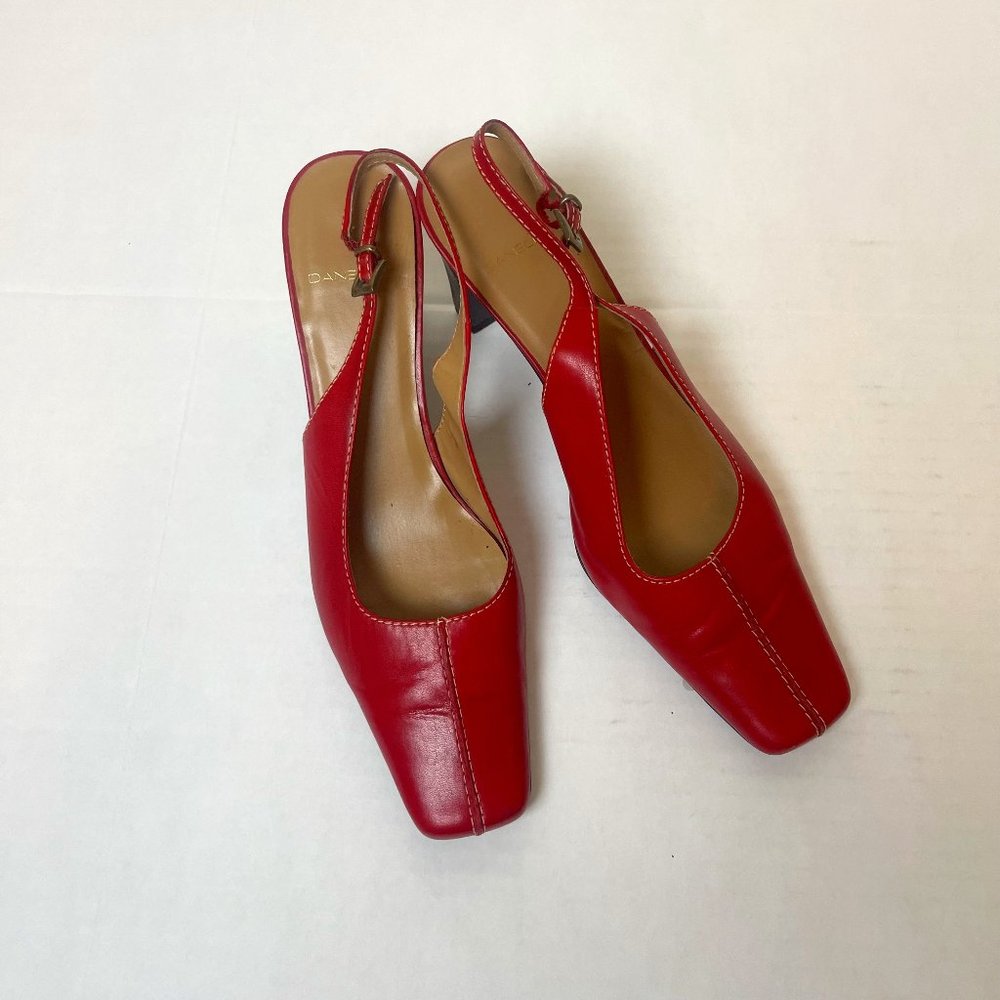 Women Shoes Size 7.5 Red